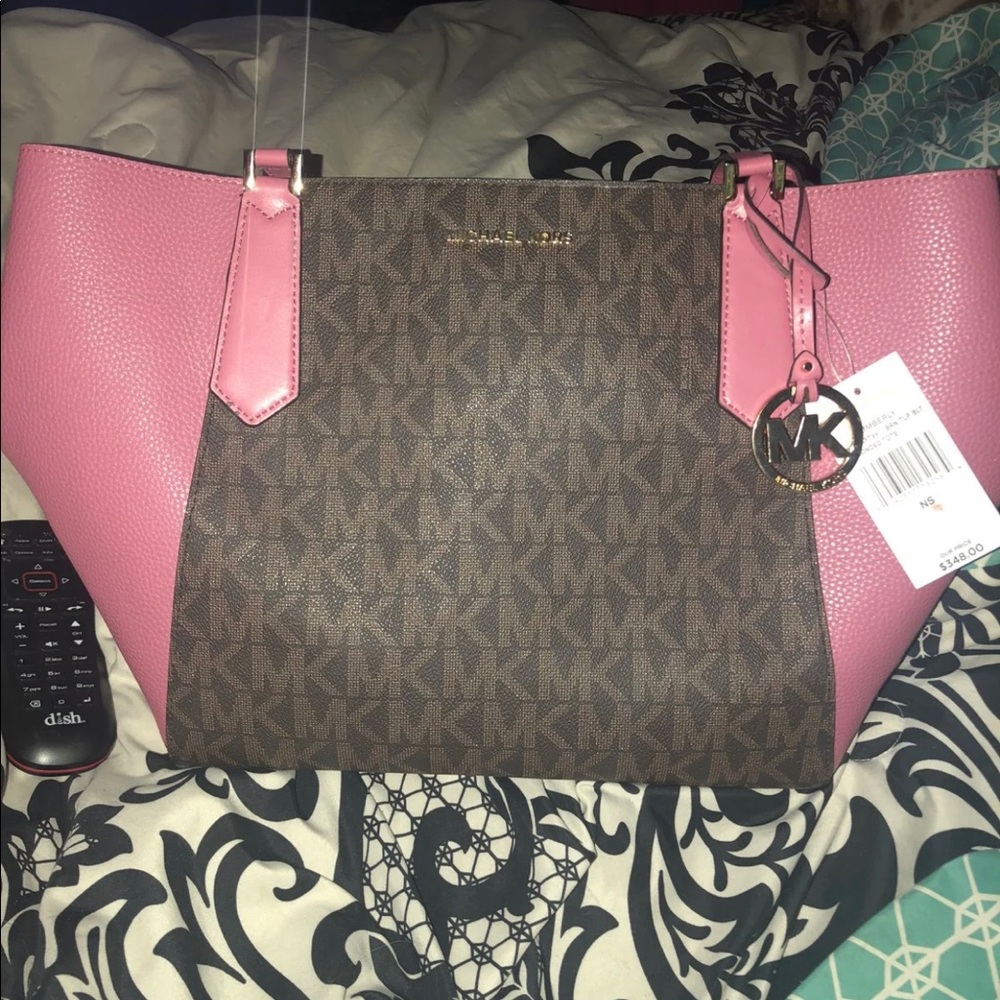 Micheal Kors tote